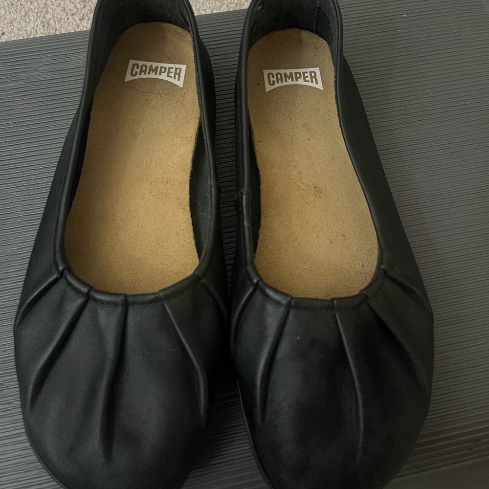 Camper Black Leather Flats